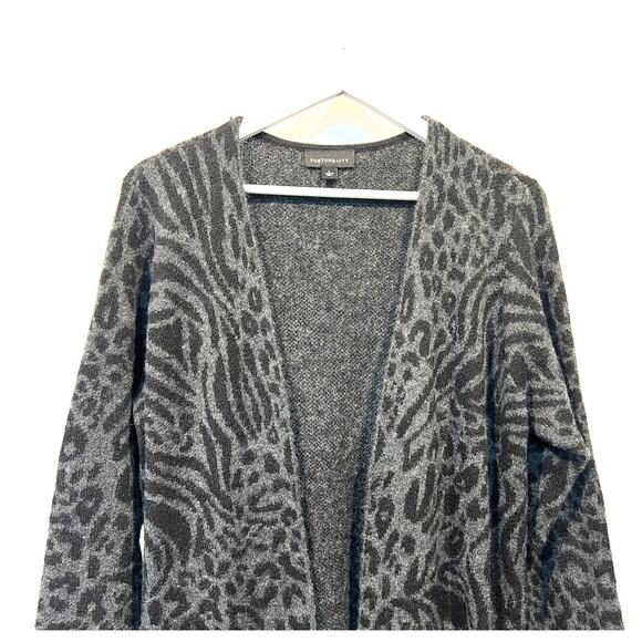 FORTUNE + IVY Cardigan Duster Sweater Animal Print Gray Women's Large NEW - Picture 4 of 12